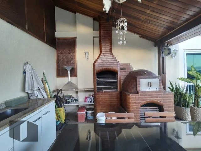 Duplex penthouse with 172 m², 2 bedrooms, 2 bathrooms — photo 13