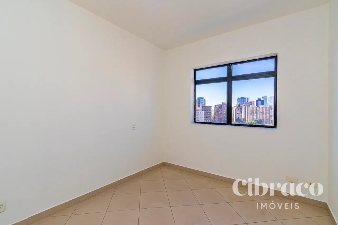 Apartamento de 1 quarto com sacada e área de serviço — photo 10