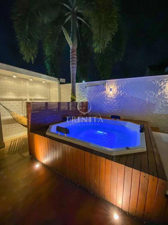 Furnished triplex home with 4 en-suite bedrooms — photo 22