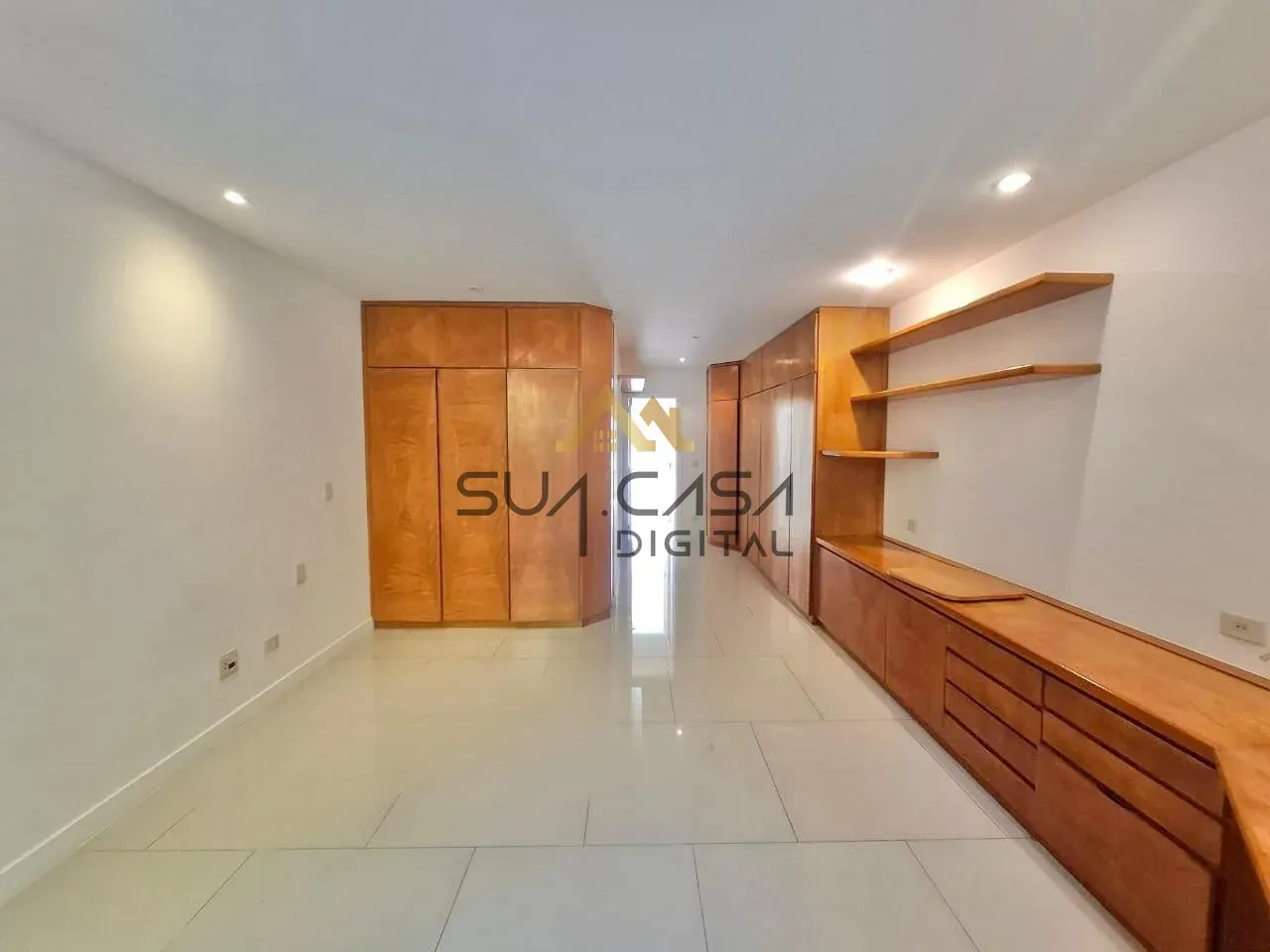 House with 4 bedrooms and 273 m² plus open-air pool — photo 12