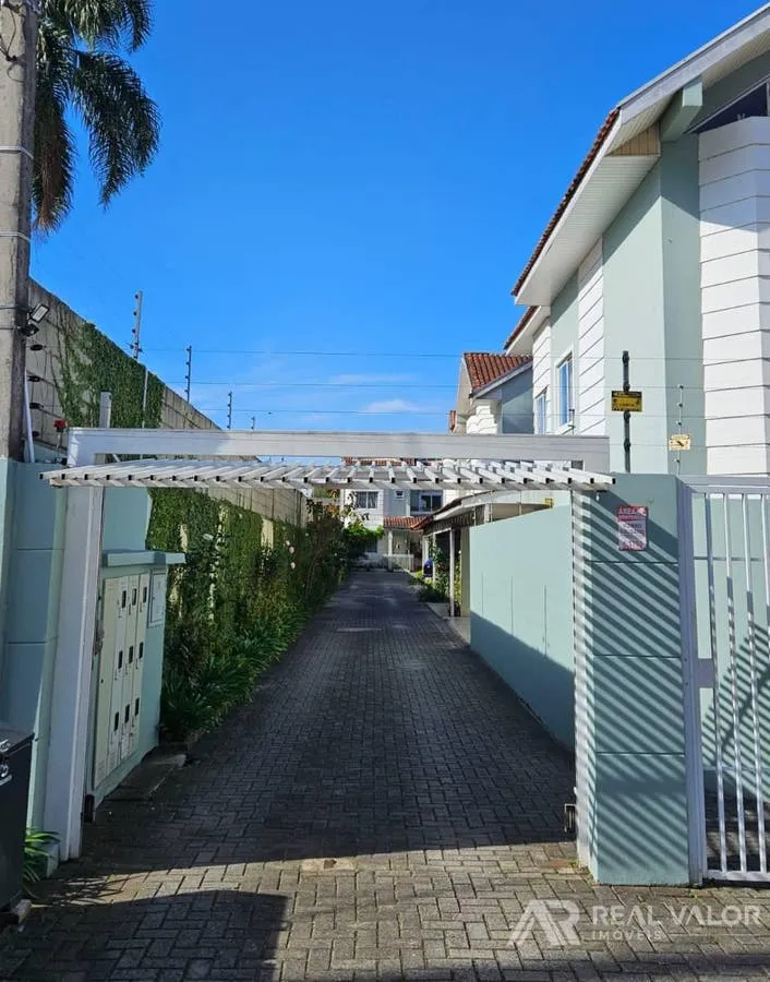 Будинок: 3 спальні, 1 з власною ванною кімнатою, 115 м² — photo 4