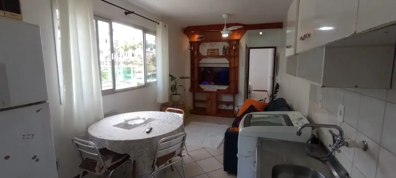 Apartamento amueblado de 1 dormitorio con balcón — photo 7