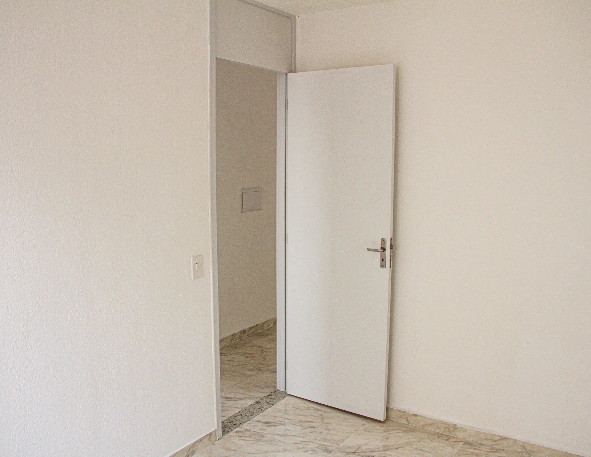 2-bedroom apartment in a building with a sauna — photo 8