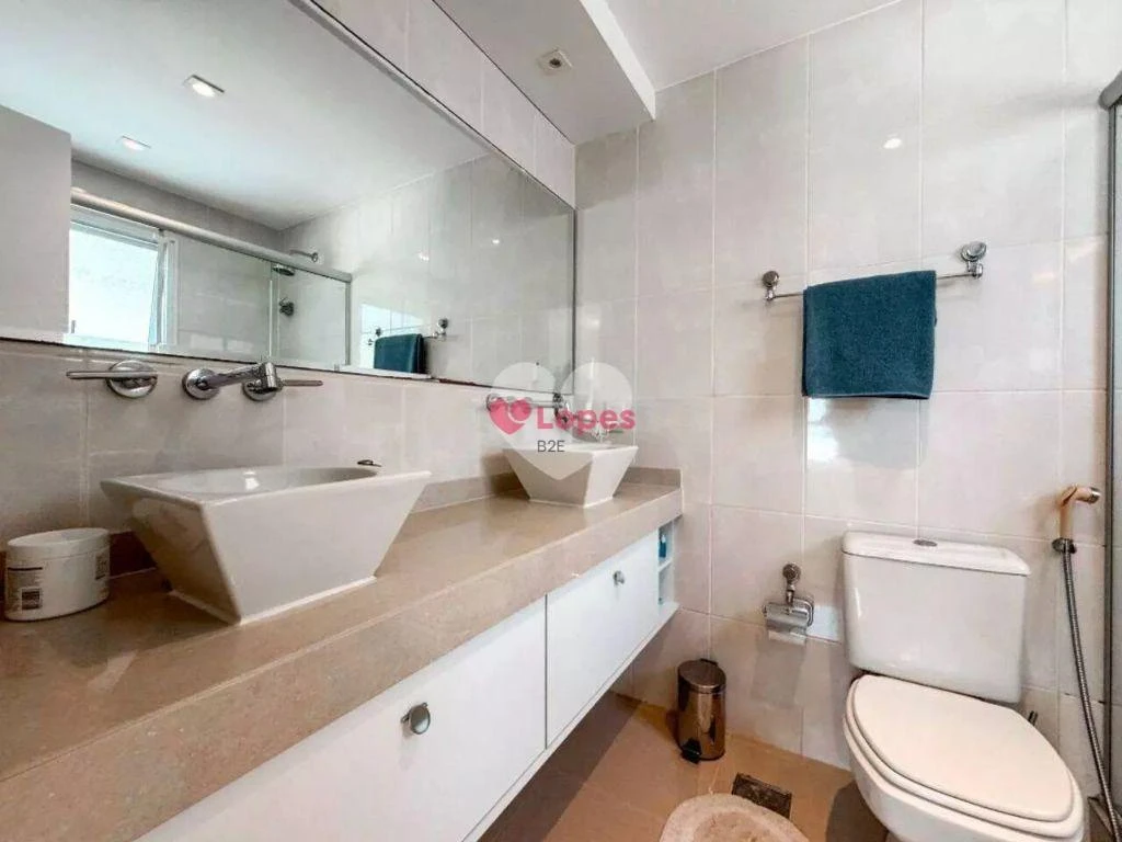 Furnished house with 5 bedrooms and 3 en-suite — photo 13