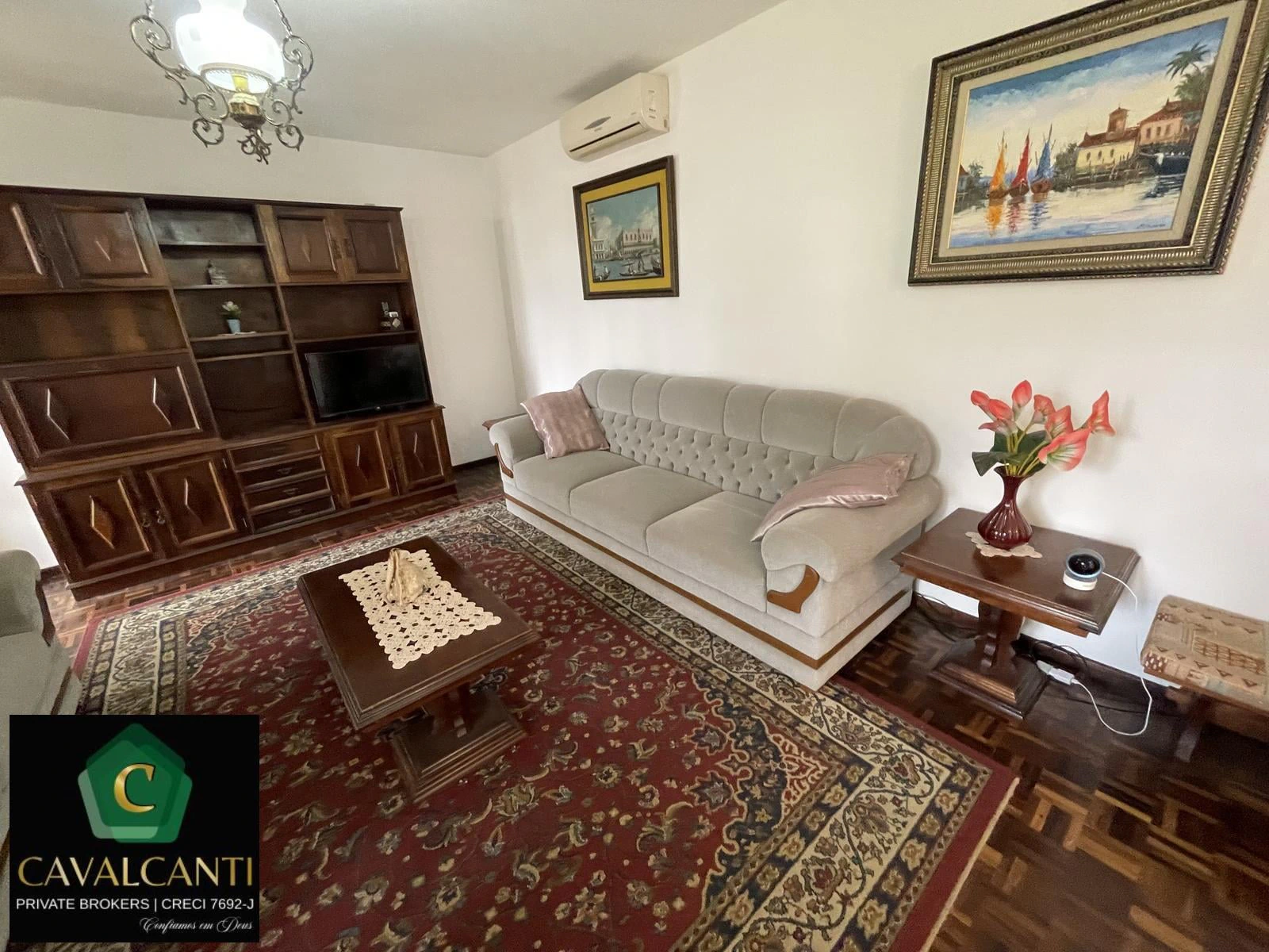 3-bedroom house with a home office in Curitiba