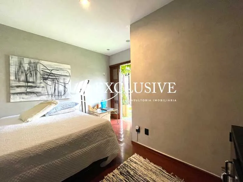 Furnished linear penthouse with 2 bedrooms and 4 baths — photo 30