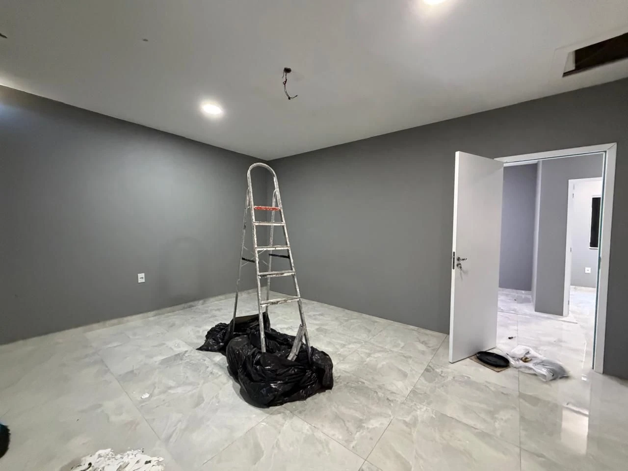 Casa em condomínio com 5 quartos e cozinha integrada — photo 34