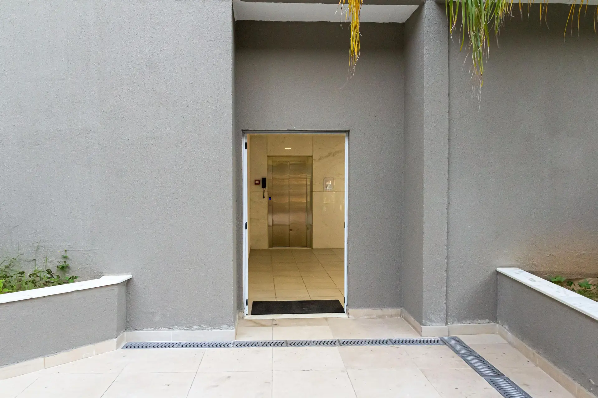 Apartamento para alugar com 2 quartos e varanda — photo 92