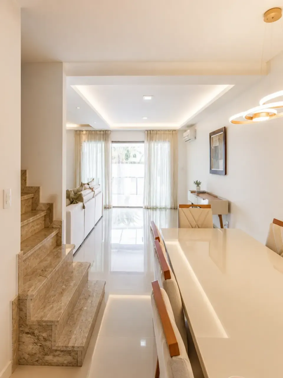 Casa triplex mobiliada com 5 suítes e 330 m² — photo 14