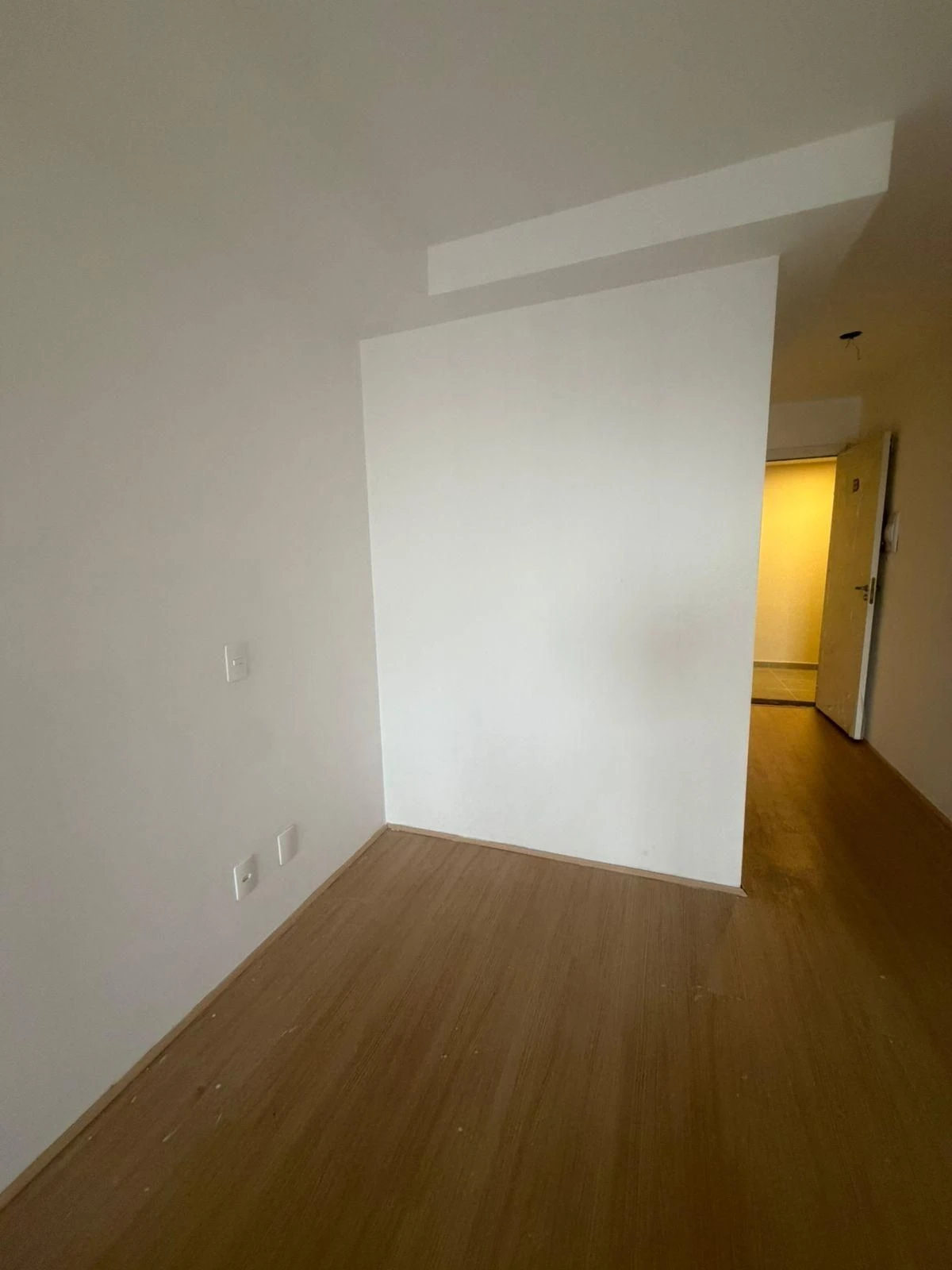 Apartamento de 1 dormitorio con cocina abierta y balcón — photo 14