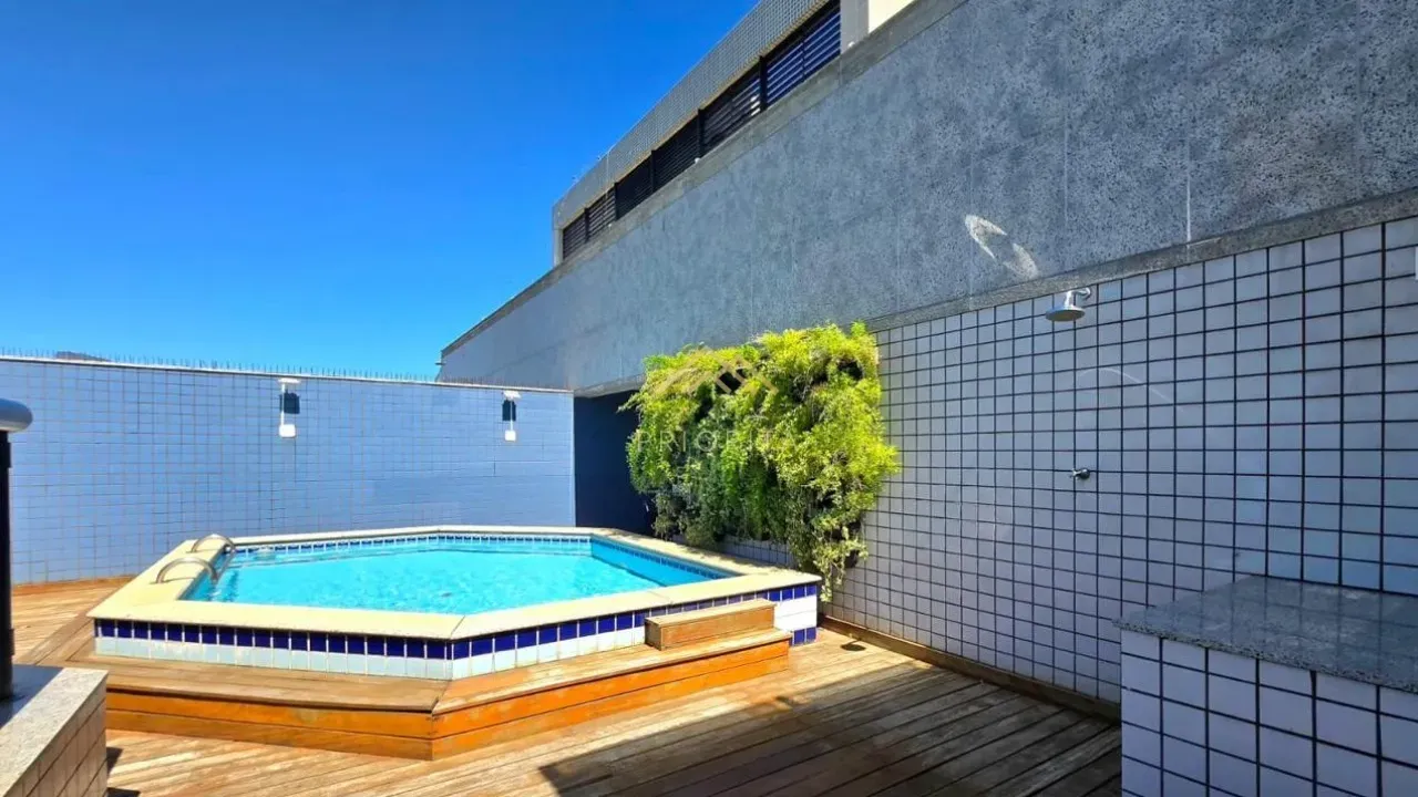 Duplex penthouse with 4 bedrooms and 5 bathrooms — photo 16