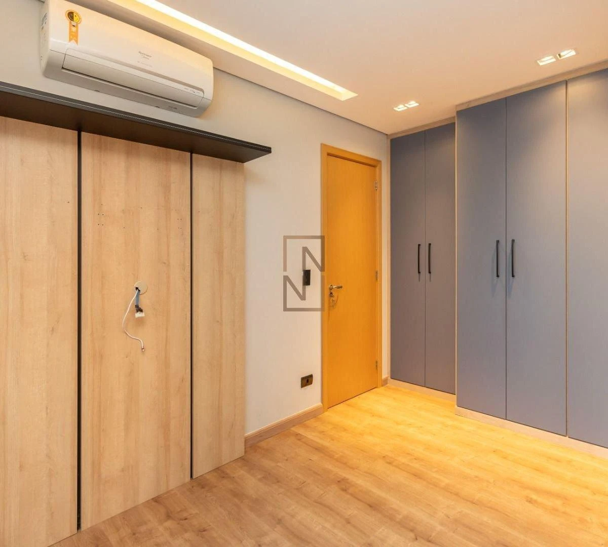 Furnished 2-bedroom apartment with 87 m² and parking — photo 8