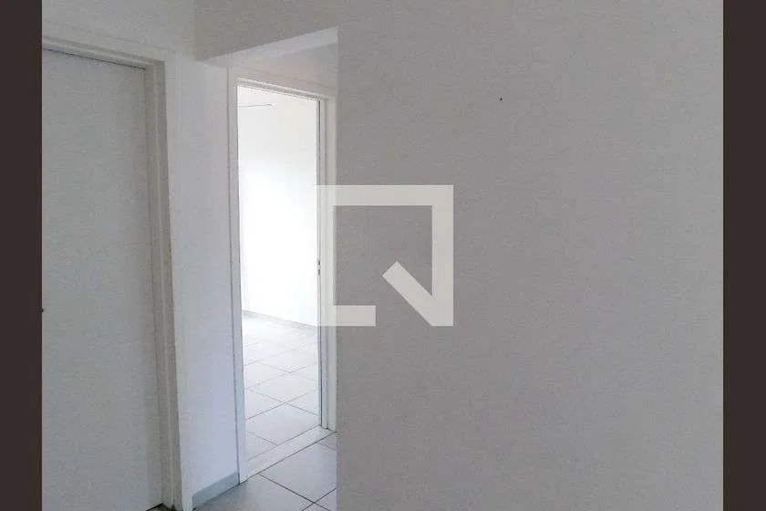 2-bedroom apartment in a building with a gym — photo 14