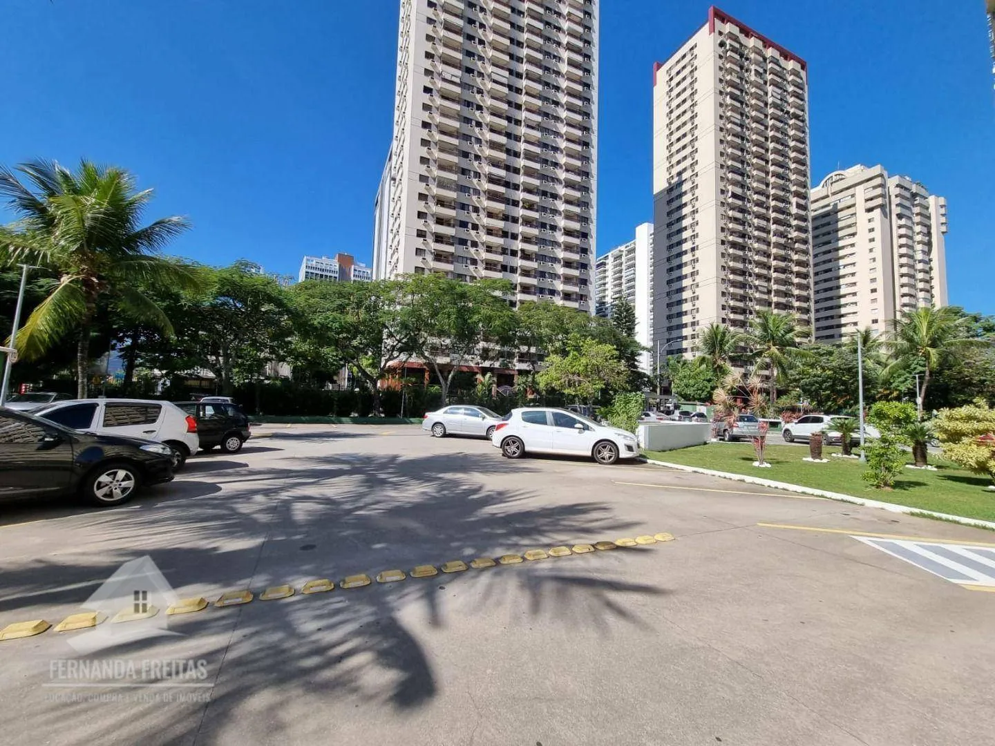 36 m² 1-bedroom suite apartment with parking — photo 45