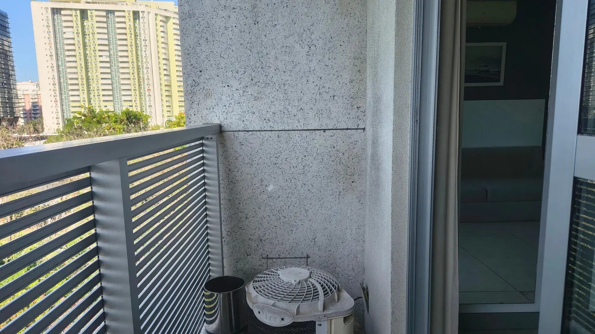 1-bedroom apartment with 1 parking space and balcony — photo 16