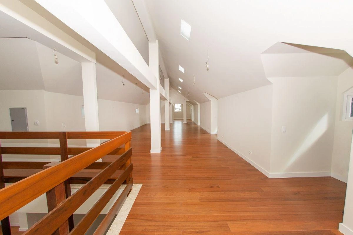 House, 1256 m², with a bathtub — photo 14