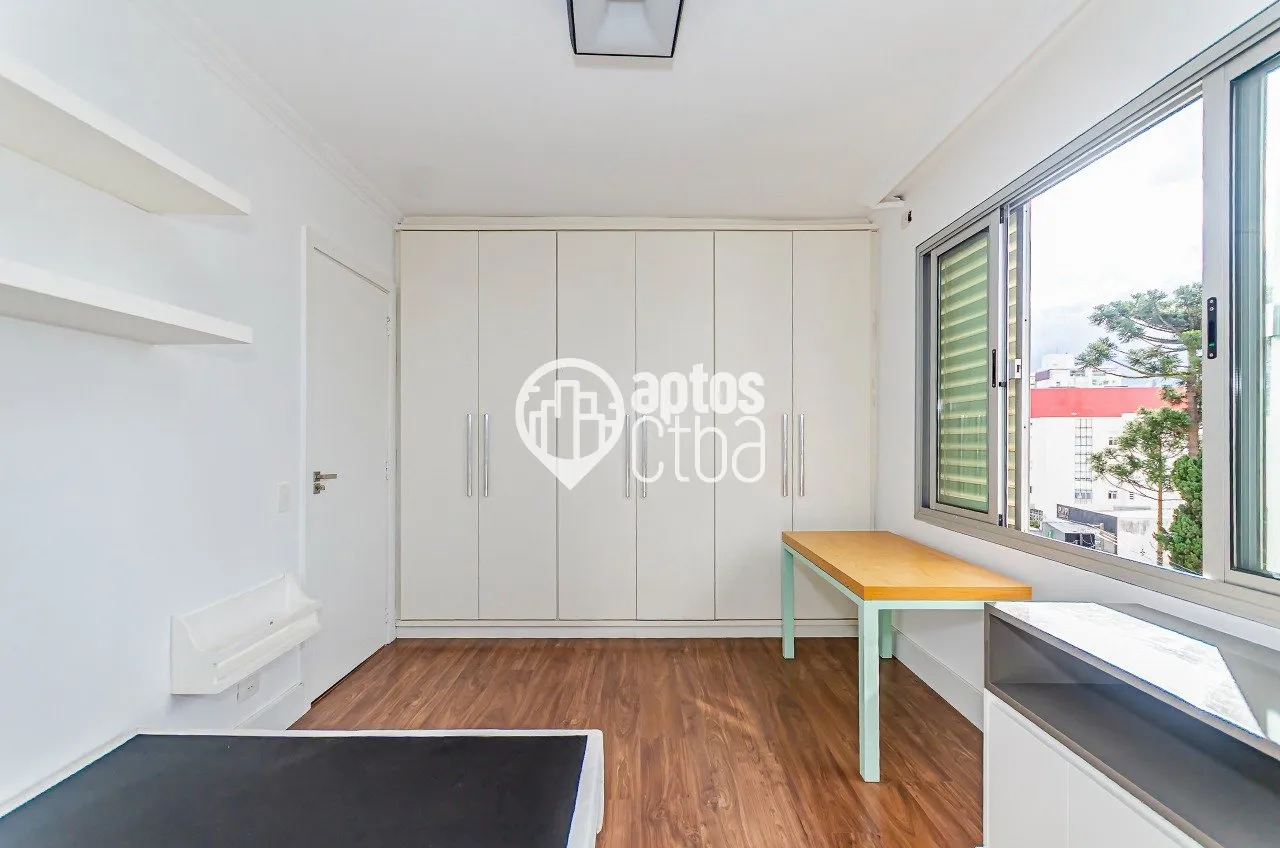 3-bedroom apartment with a home office — photo 18