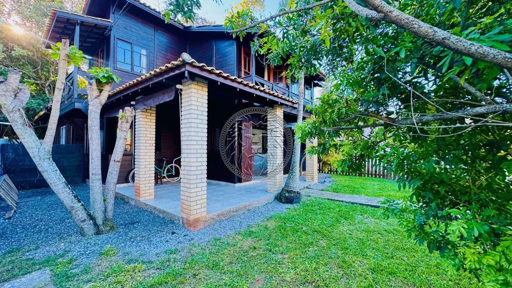 Casa rústica com 3 quartos e 96 m² com fogão a gás — photo 3