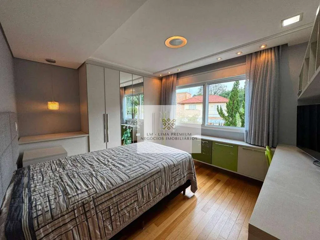 3-suite house with 364 m² and 4 parking spaces — photo 11