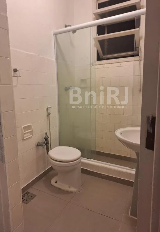 Apartamento sem mobília com 2 quartos e 76 m² — photo 4