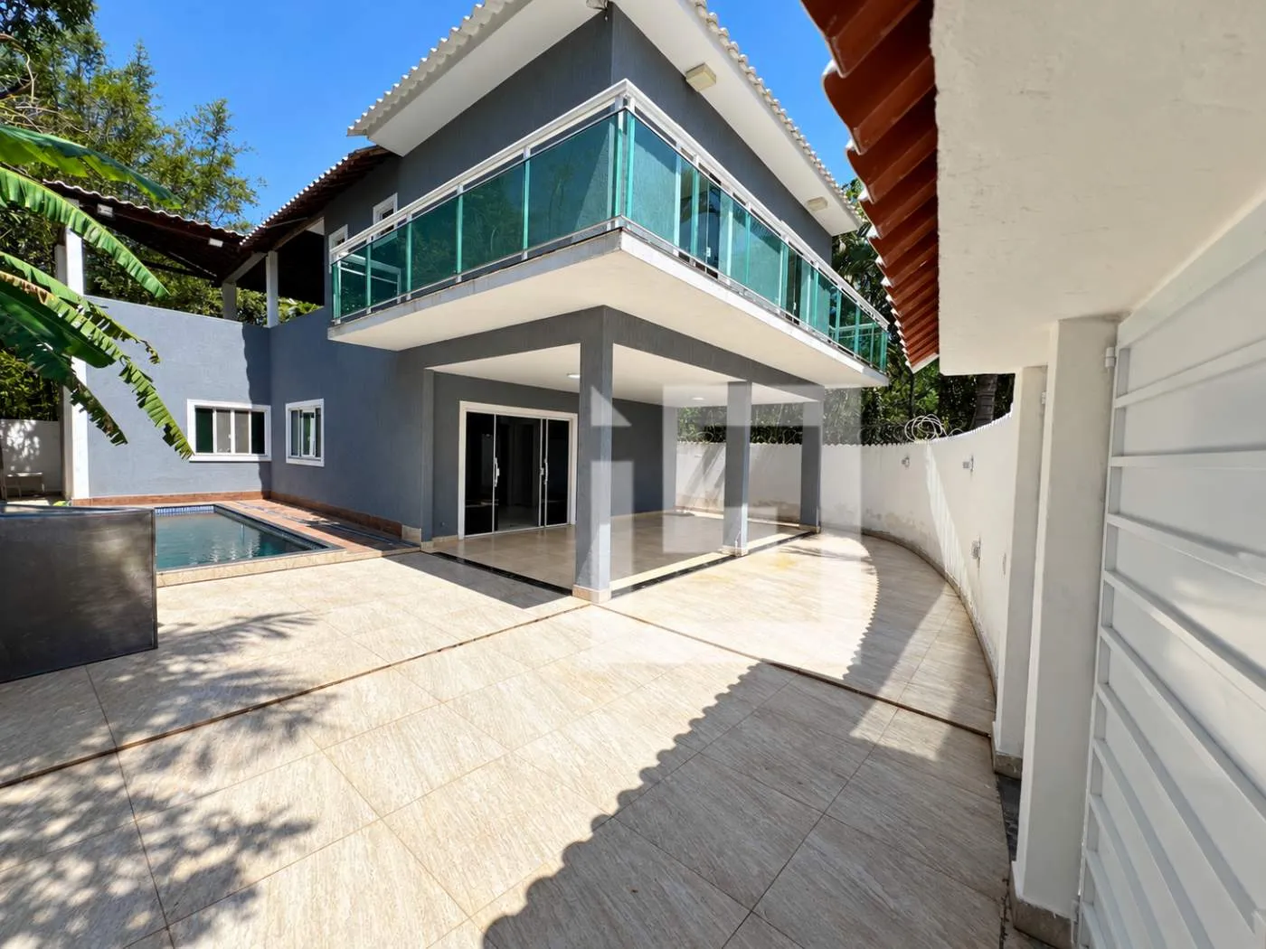 Casa, 220 m², com closet — photo 11