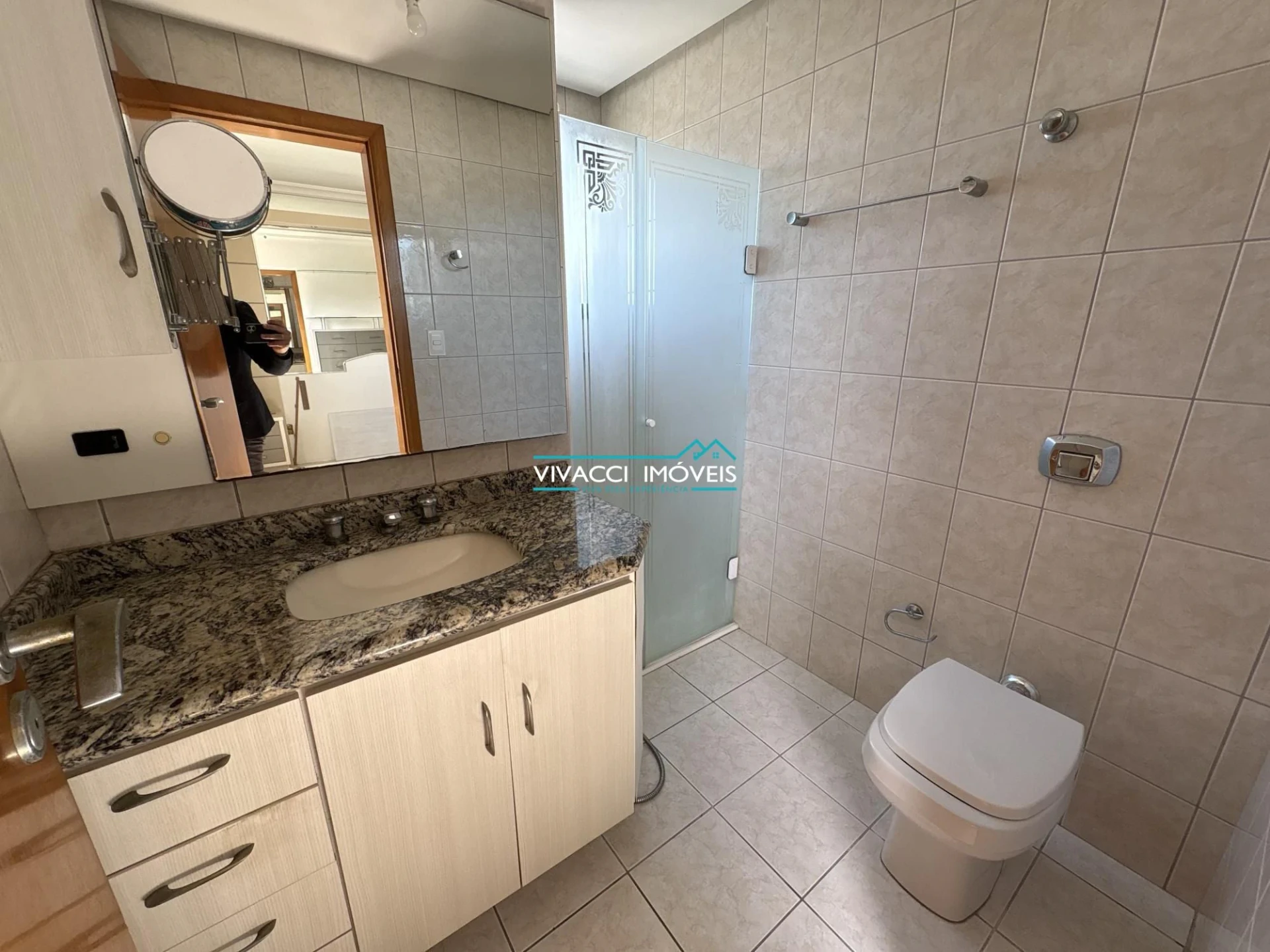Apartment, 105 m², with a glass-enclosed balcony — photo 21
