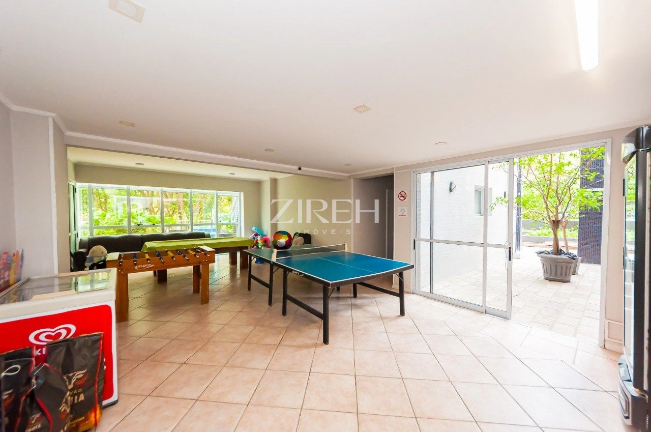 3-bedroom apartment with a private BBQ area — photo 18