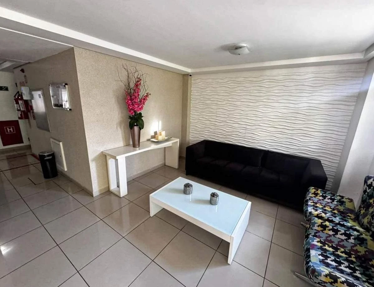 3-bedroom apartment with a water view — photo 14