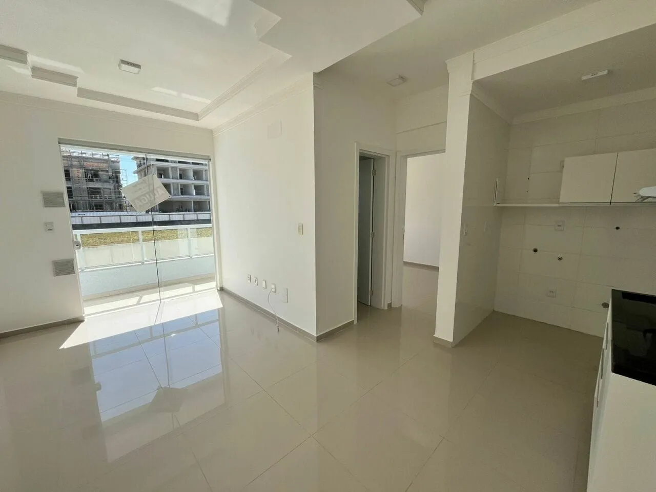 1-bedroom apartment with open kitchen and private BBQ — photo 3