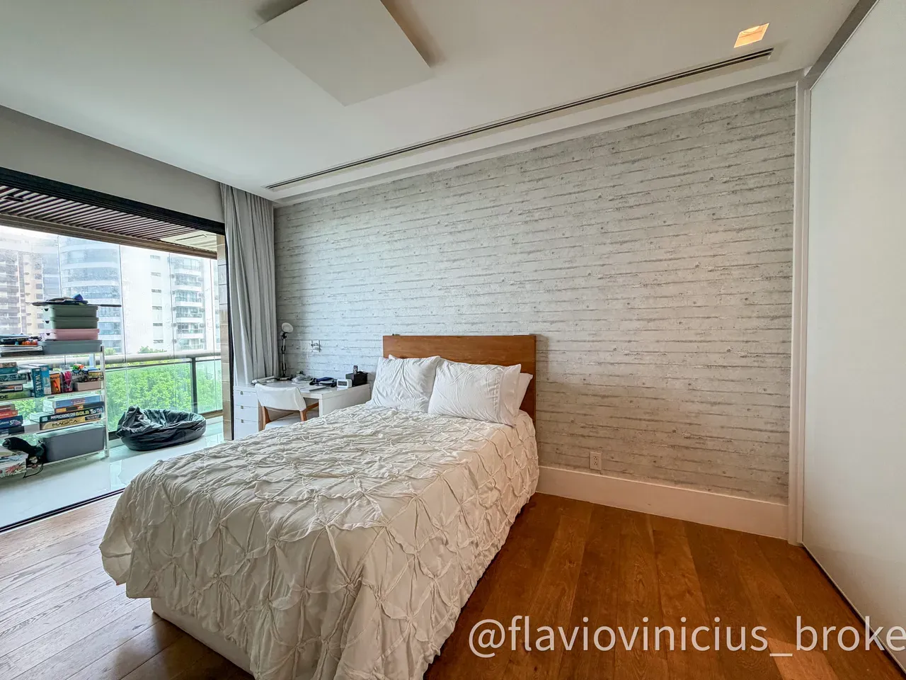 Apartamento mobiliado de 400 m² com 4 suítes e jardim — photo 51