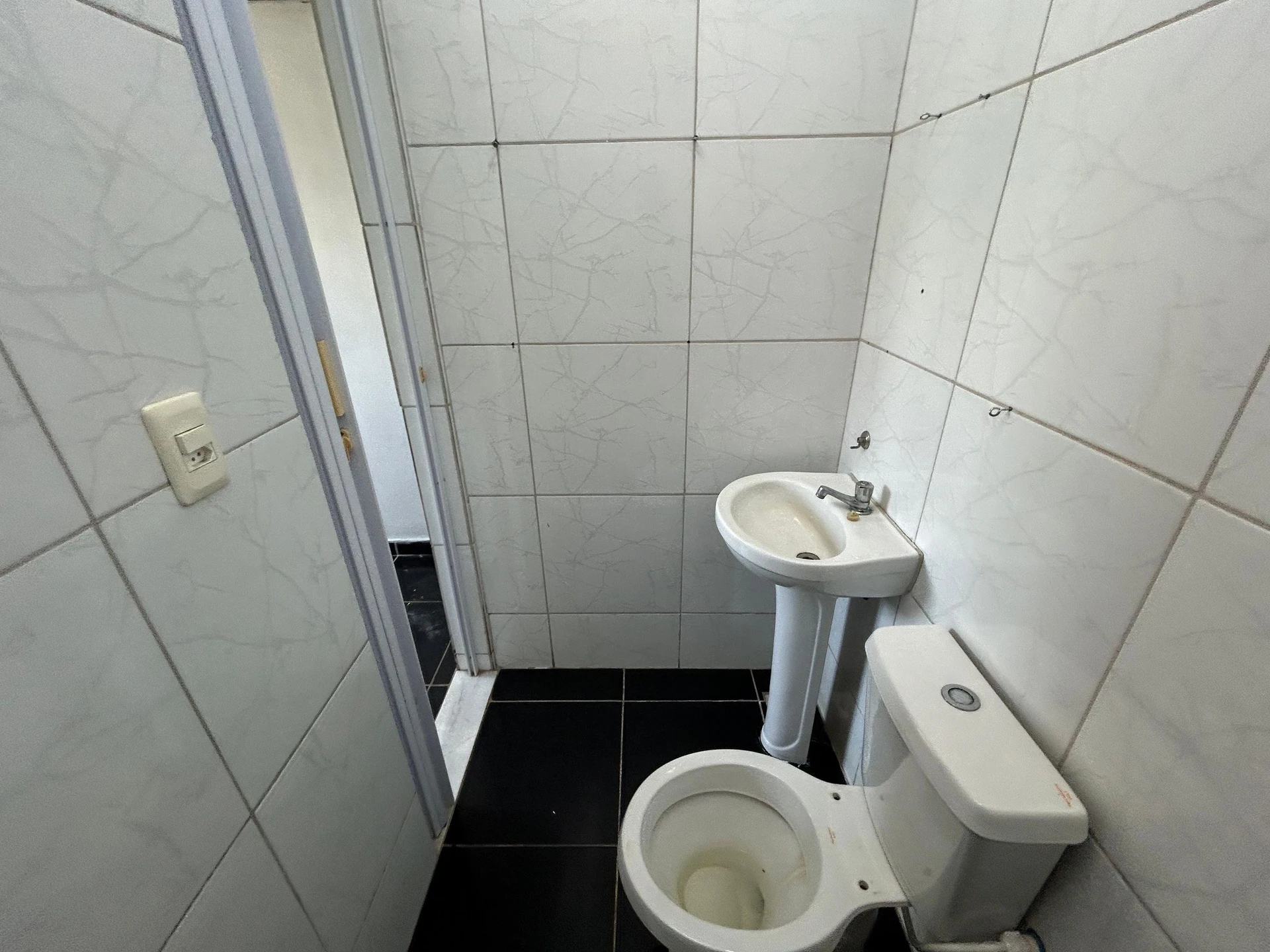 Rental house with a compact kitchenette and 1 bedroom — photo 22