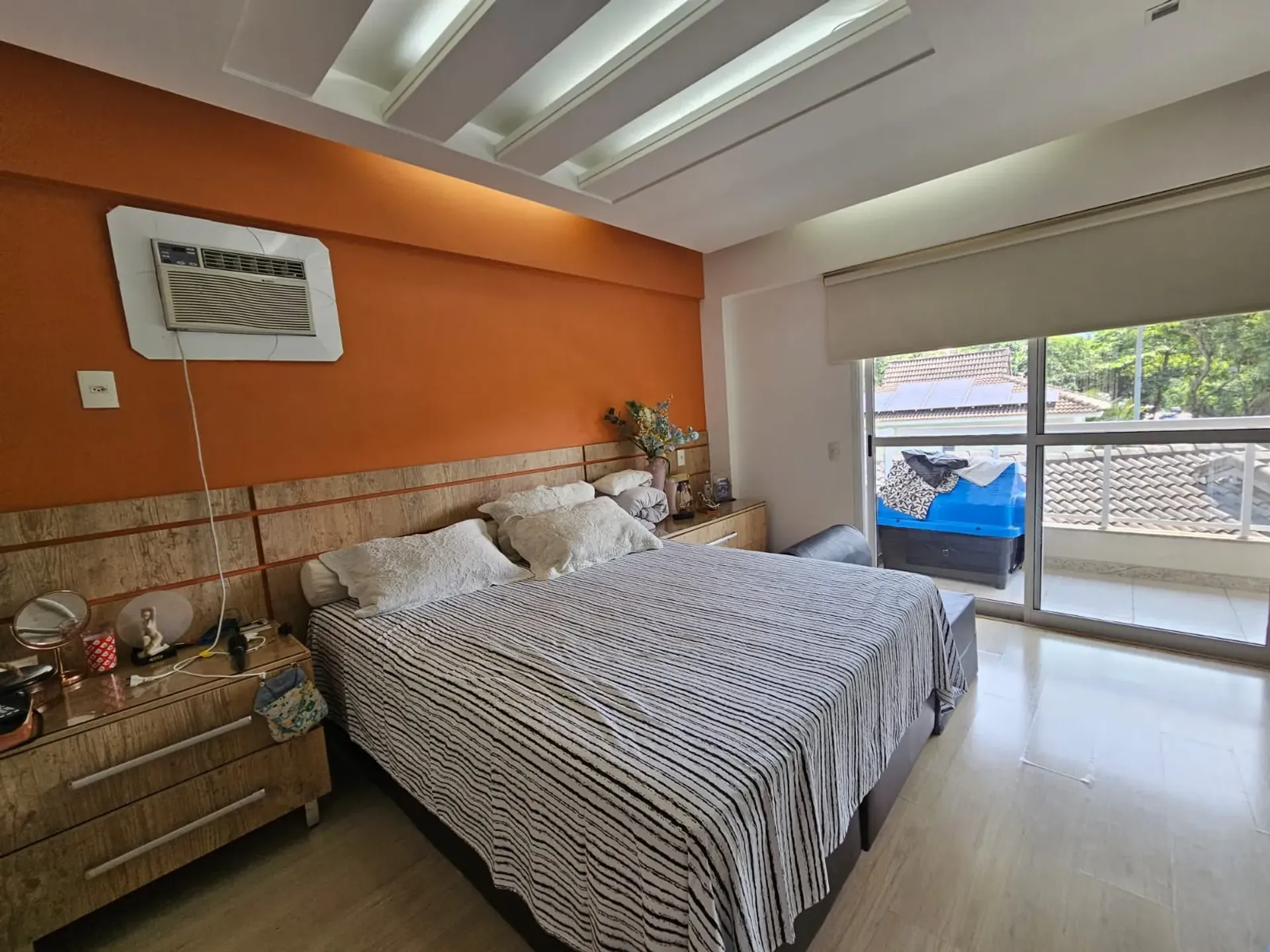 Furnished 206 m² house with 5 bedrooms and 5 baths — photo 24