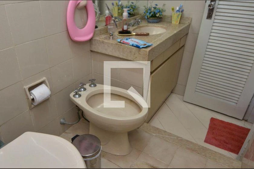 House for rent with 7 bedrooms and open-plan kitchen — photo 50