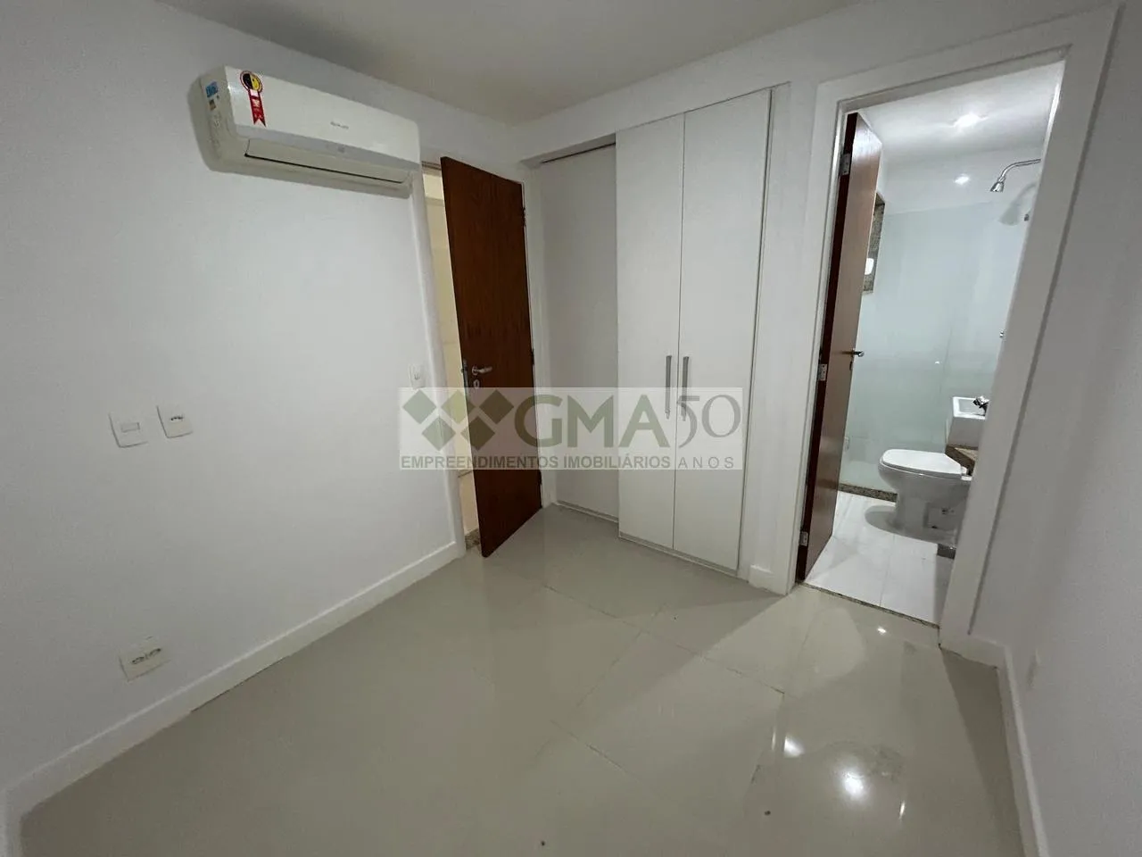 Apartamento com 4 quartos e 5 banheiros com vaga — photo 17