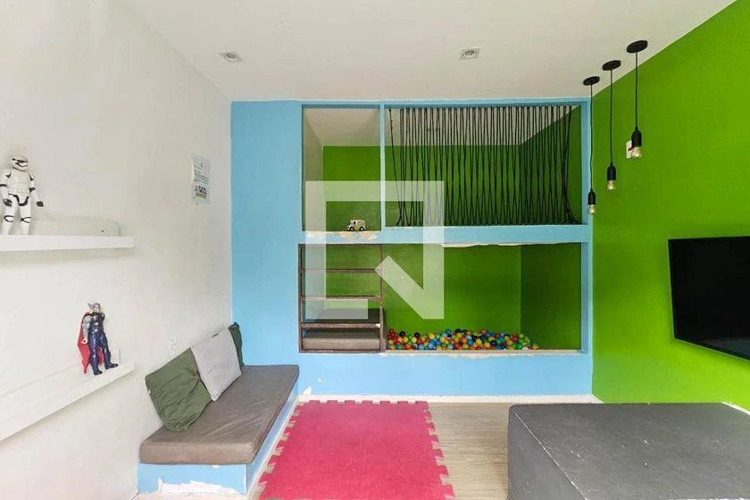 2-bedroom apartment in a building with a gym — photo 21
