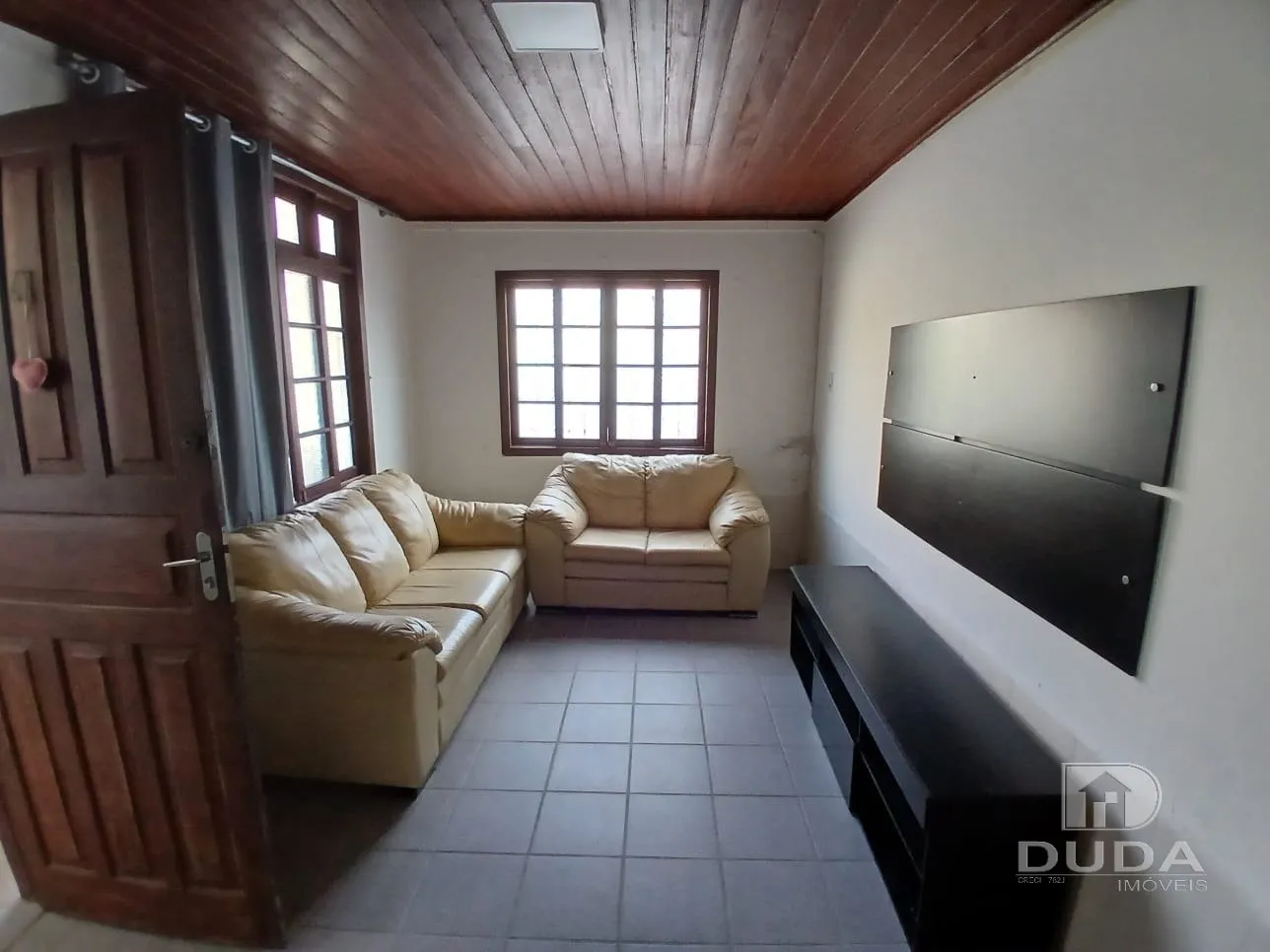 Casa amueblada con cocina cerrada y fogón a gas — photo 15