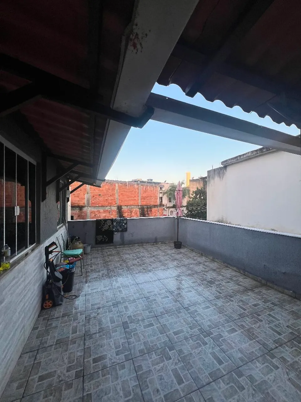 Apartamento mobiliado com 2 dormitórios e varanda — photo 11