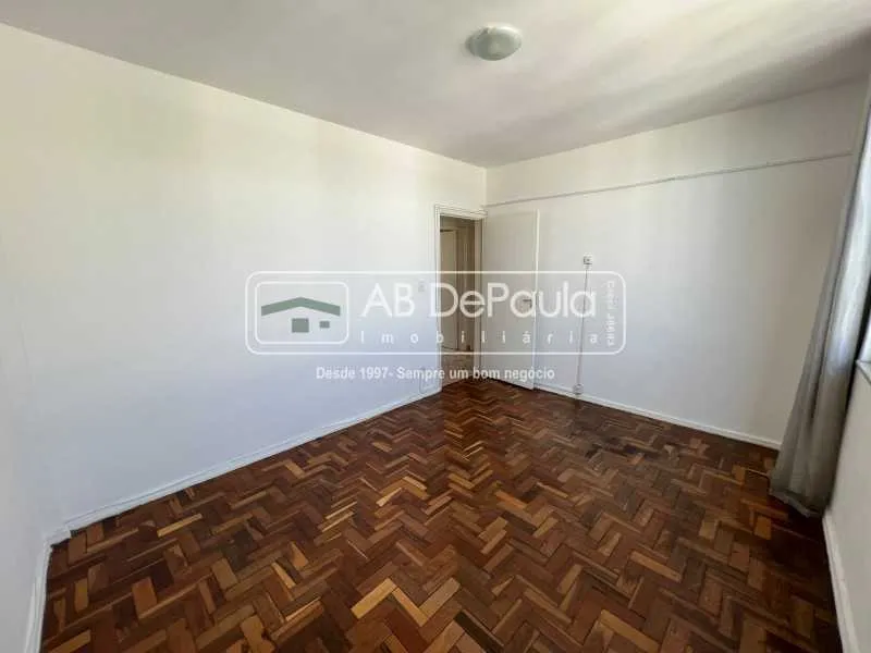 Apartment on the 3rd floor with wood or laminate floors — photo 18