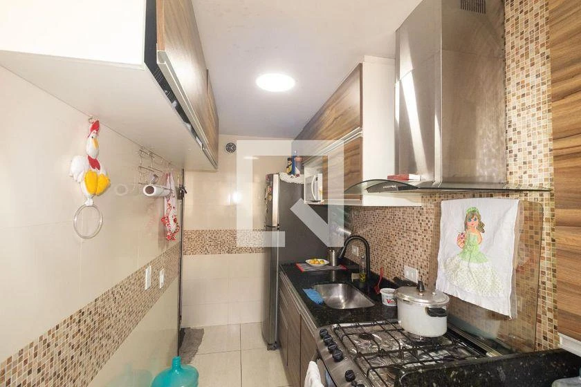 Furnished apartment with 2 bedrooms and 1 bathroom — photo 47