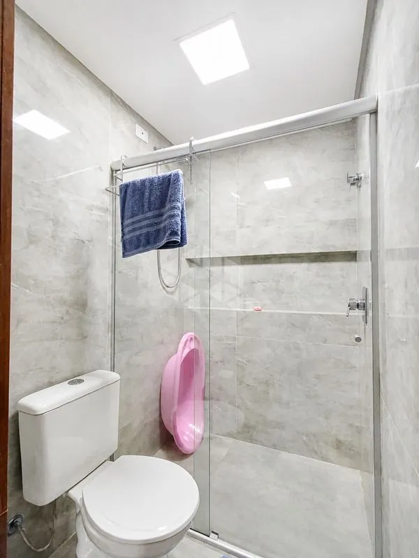 2-bedroom house with a glass-enclosed balcony — photo 35
