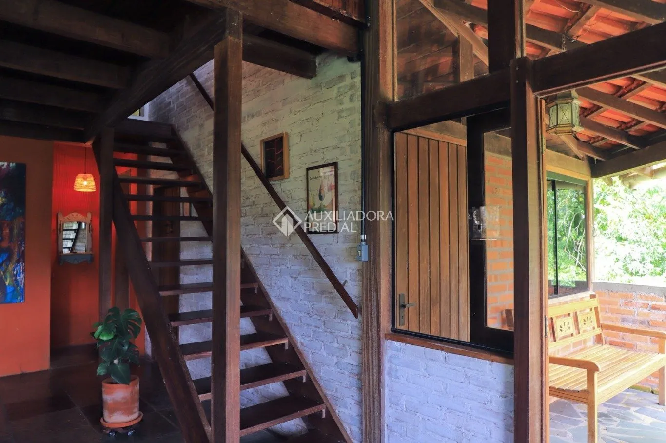 Furnished house with 3 bedrooms and an open gas kitchen — photo 6