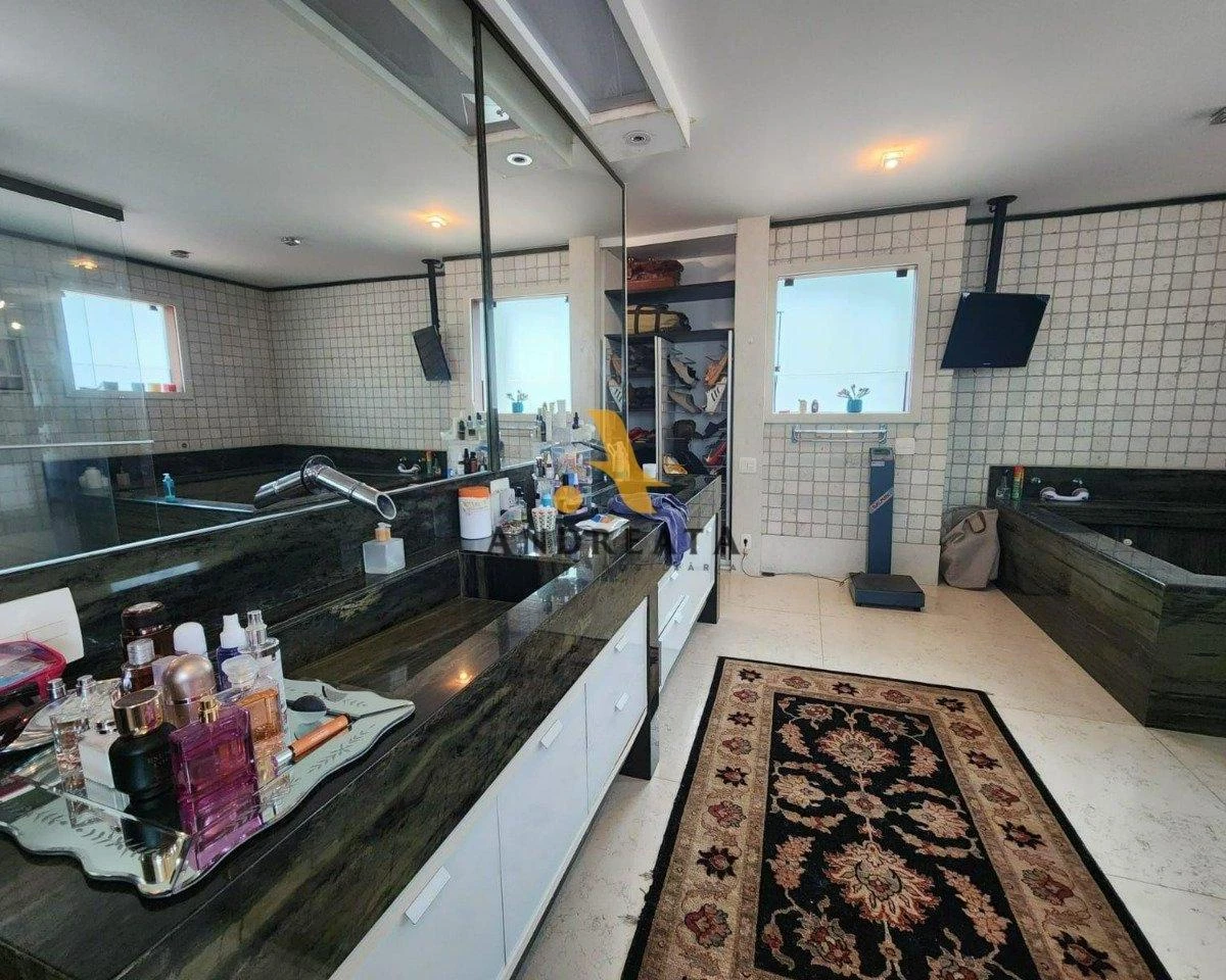 Будинок у закритому кондомініумі з 6 суїтами і 6 місцями — photo 41