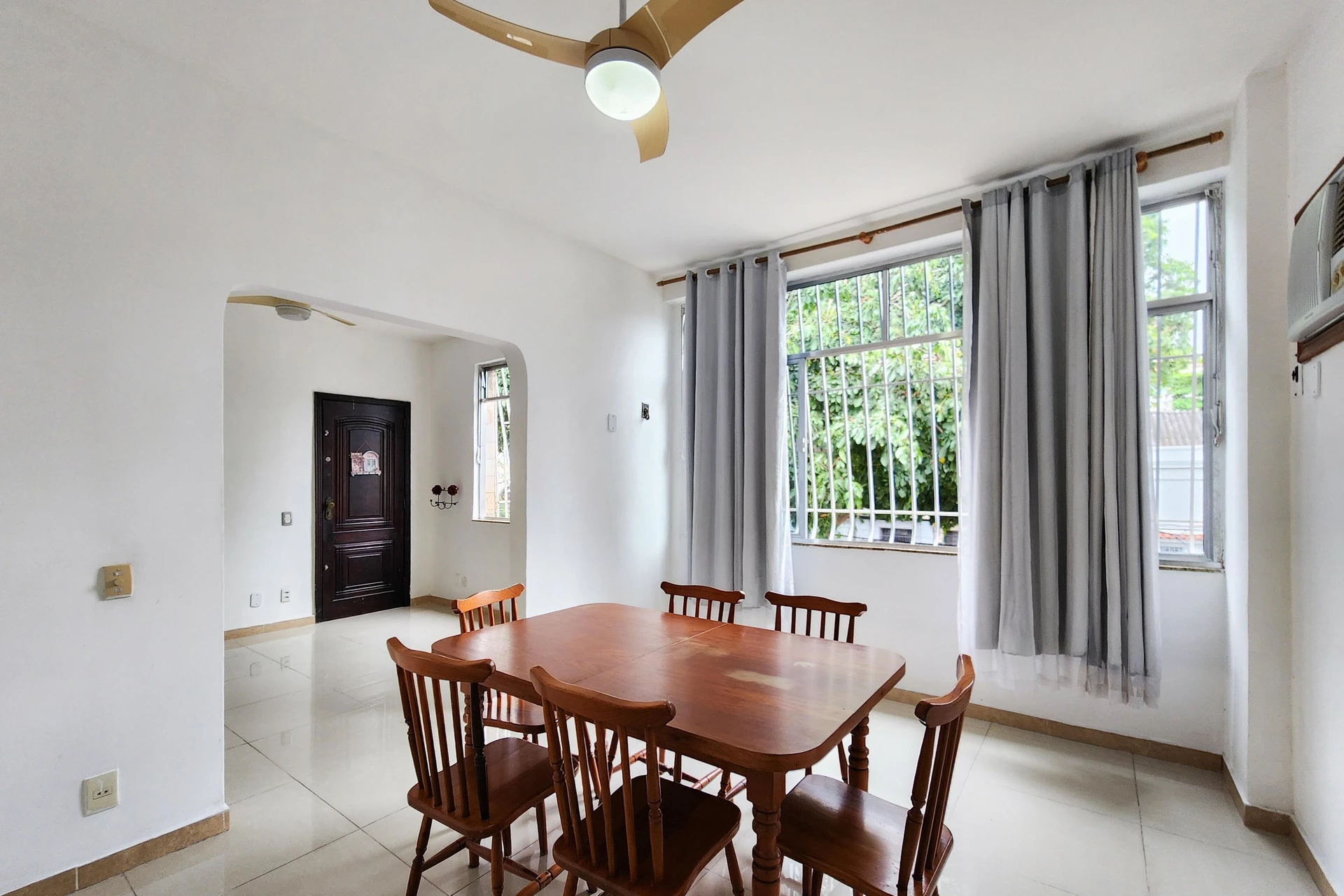 Private BBQ in a 3-bedroom apartment, 127 m² — photo 40