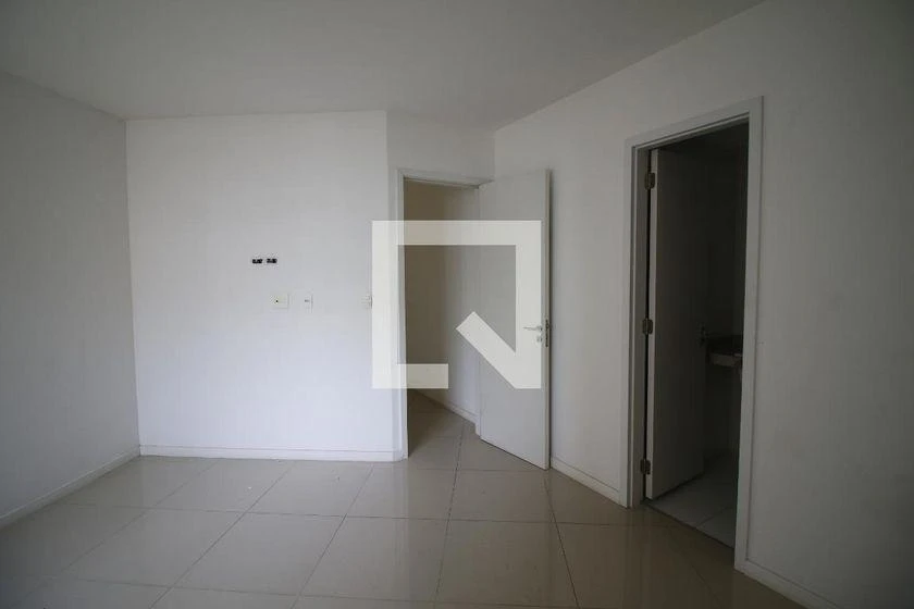 2-bedroom apartment with a mountain view in Rio de Janeiro — photo 26