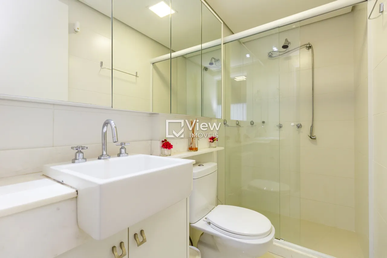 Студия 36 м² с кухней открытого плана — photo 10