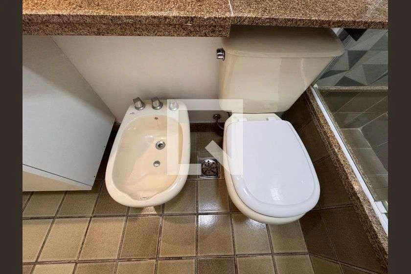 Apartamento de 172 m² com 4 quartos e 2 vagas — photo 23