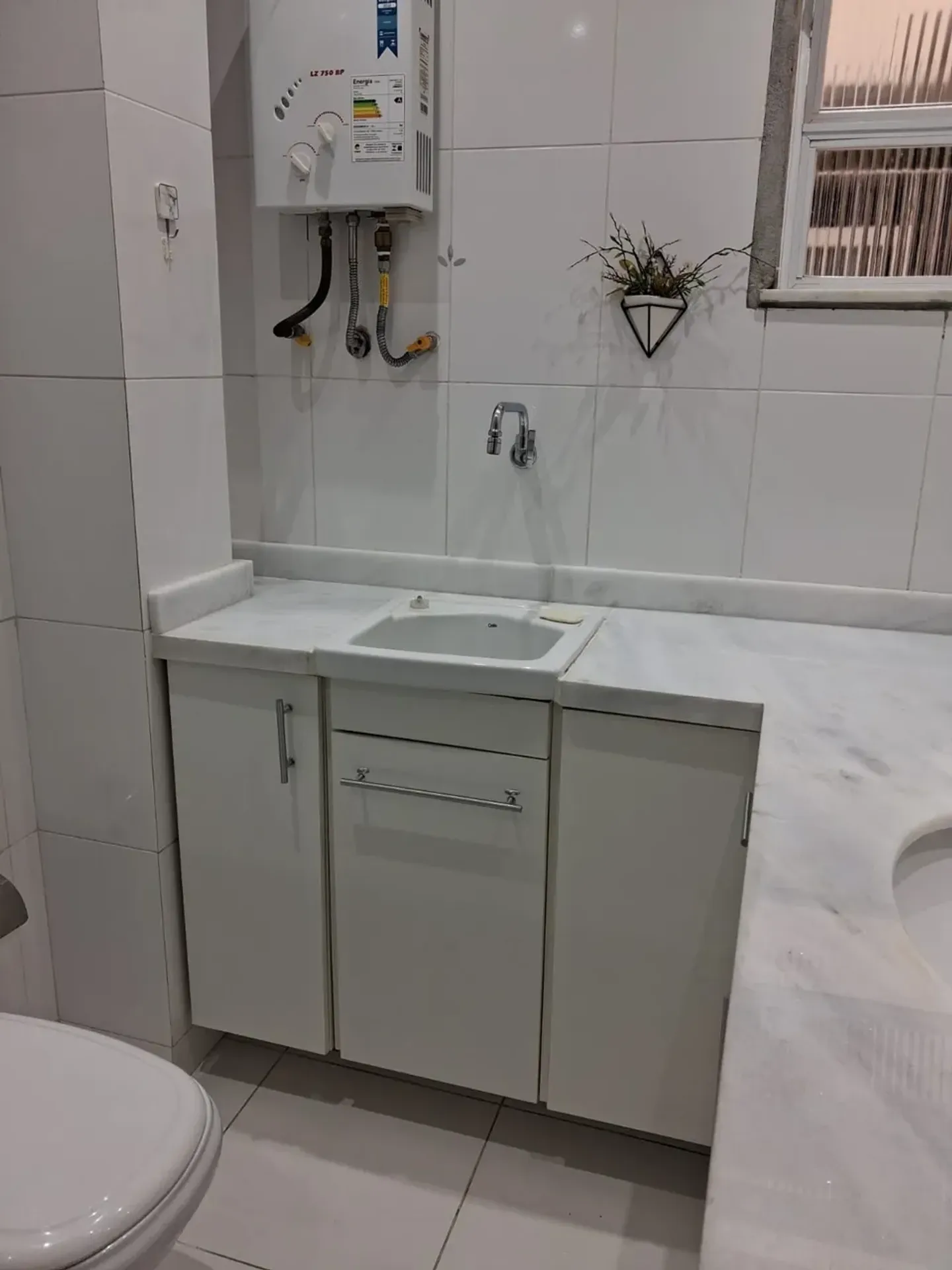 1 quarto e piso de madeira ou laminado: apartamento de 34 m² — photo 8