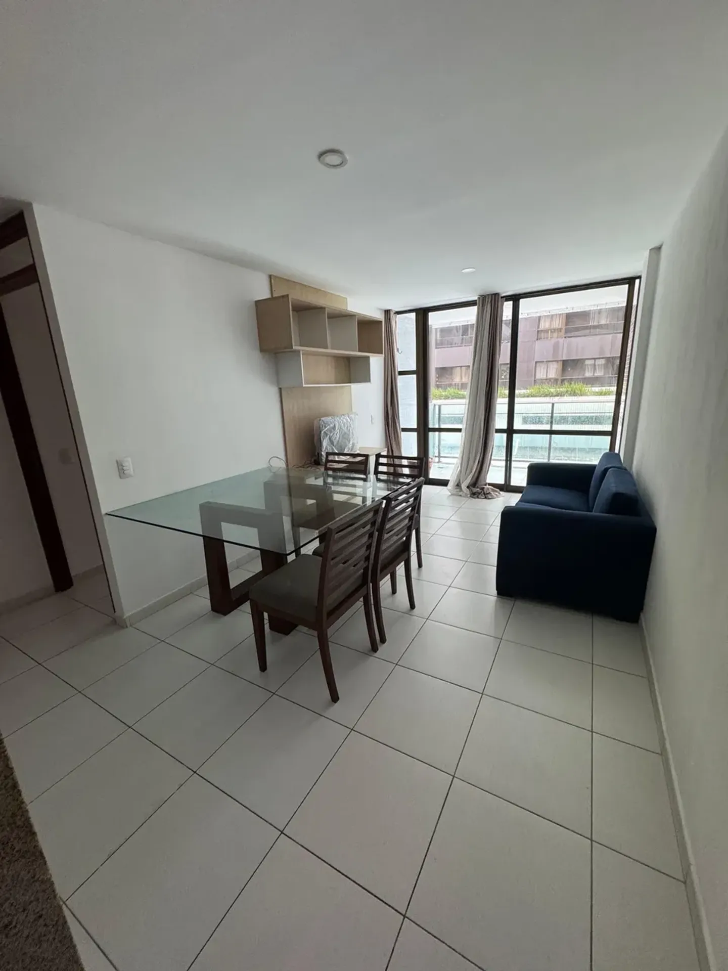 Furnished apartment with open-plan kitchen and 2 bedrooms — photo 6