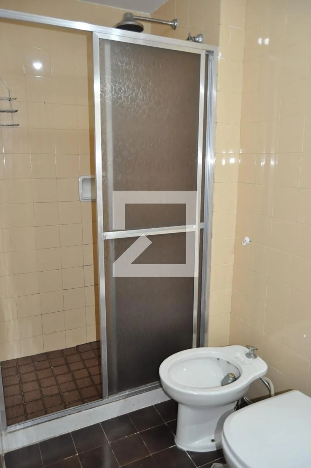Rental apartment with 2 bedrooms and a private garden — photo 30