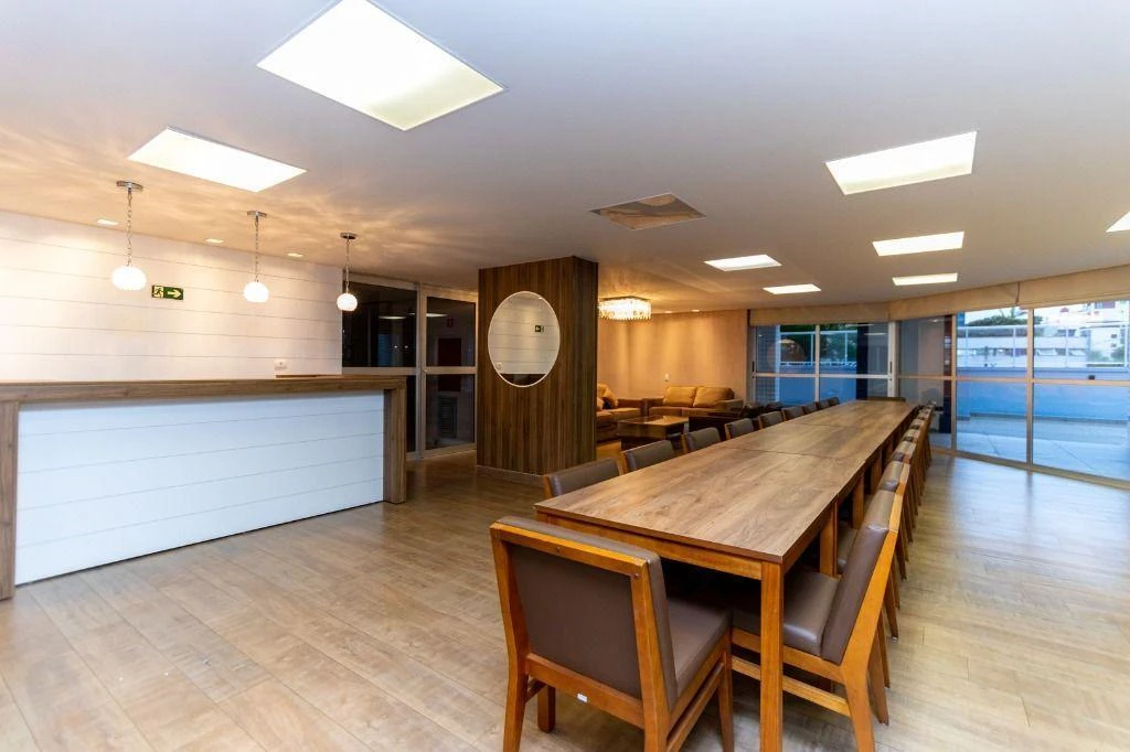 3-bedroom apartment with a washing machine in Curitiba — photo 20
